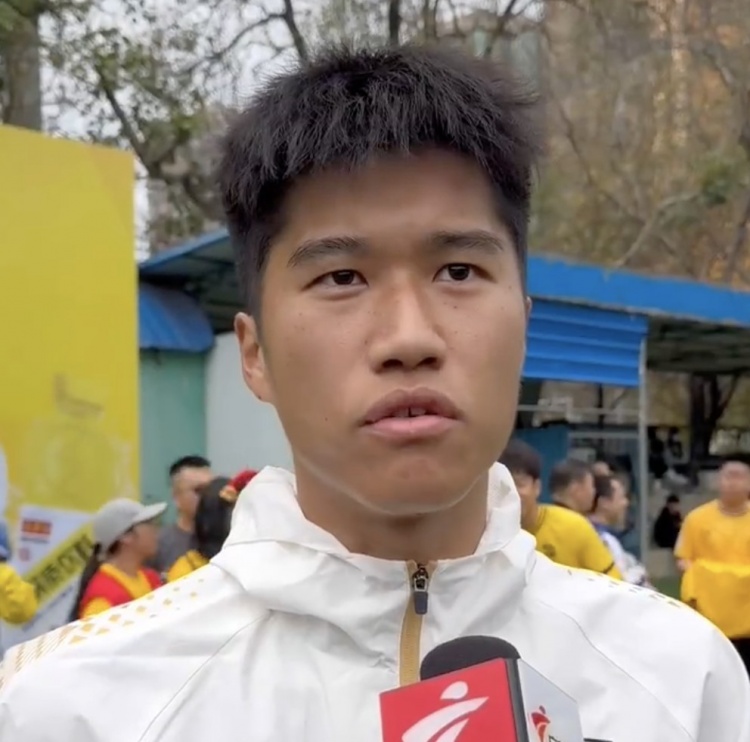 广州豹新援侯煜:可以为广州这个培养我的地方而努力,是我的荣幸