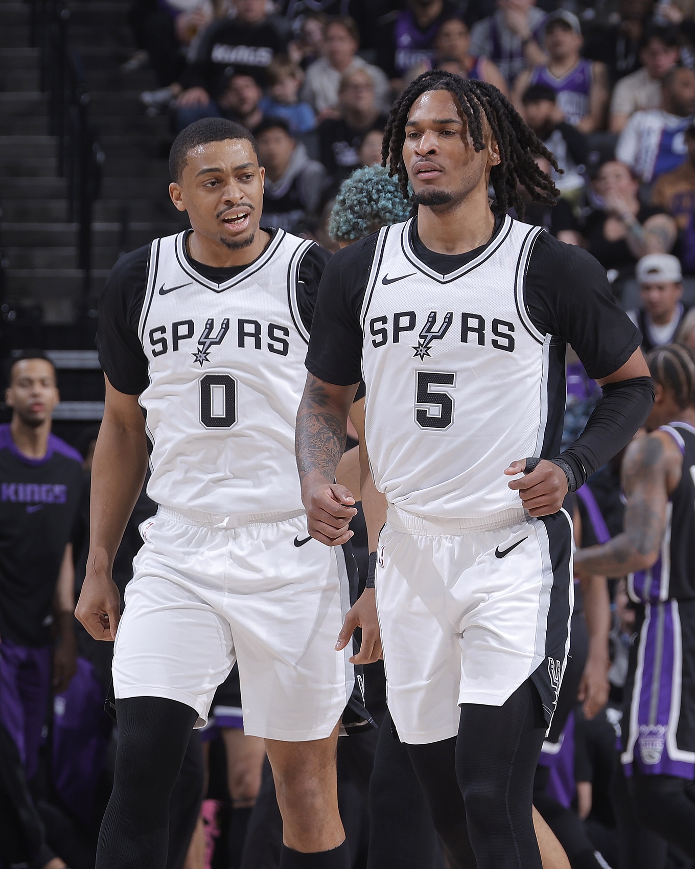 马刺球员2K能力值更新:4号秀卡斯尔+2至84 马穆+3 烤鸡&巴恩斯+1